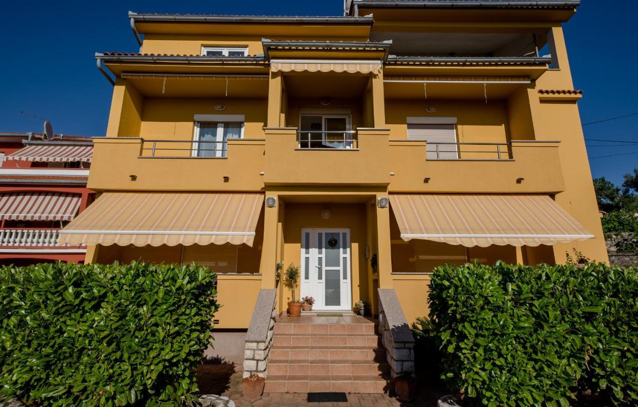 Apartments Silvana In Kampor Esterno foto